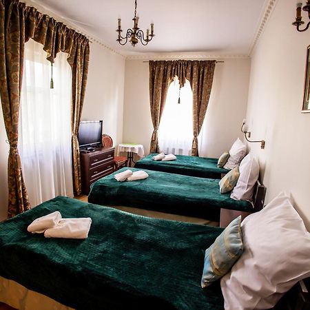 Hotel Napoleon Wroblew  Екстериор снимка