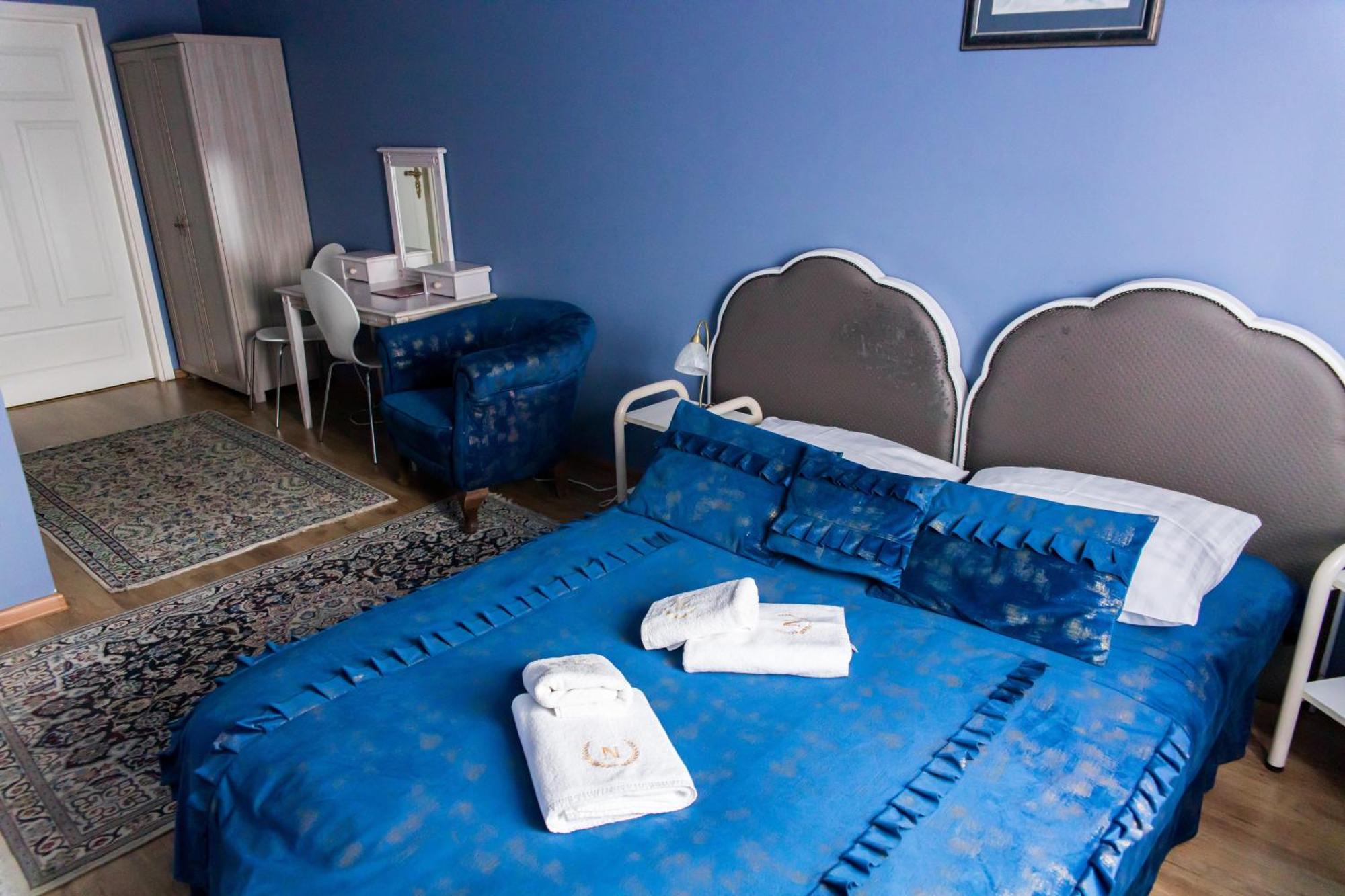 Hotel Napoleon Wroblew  Екстериор снимка