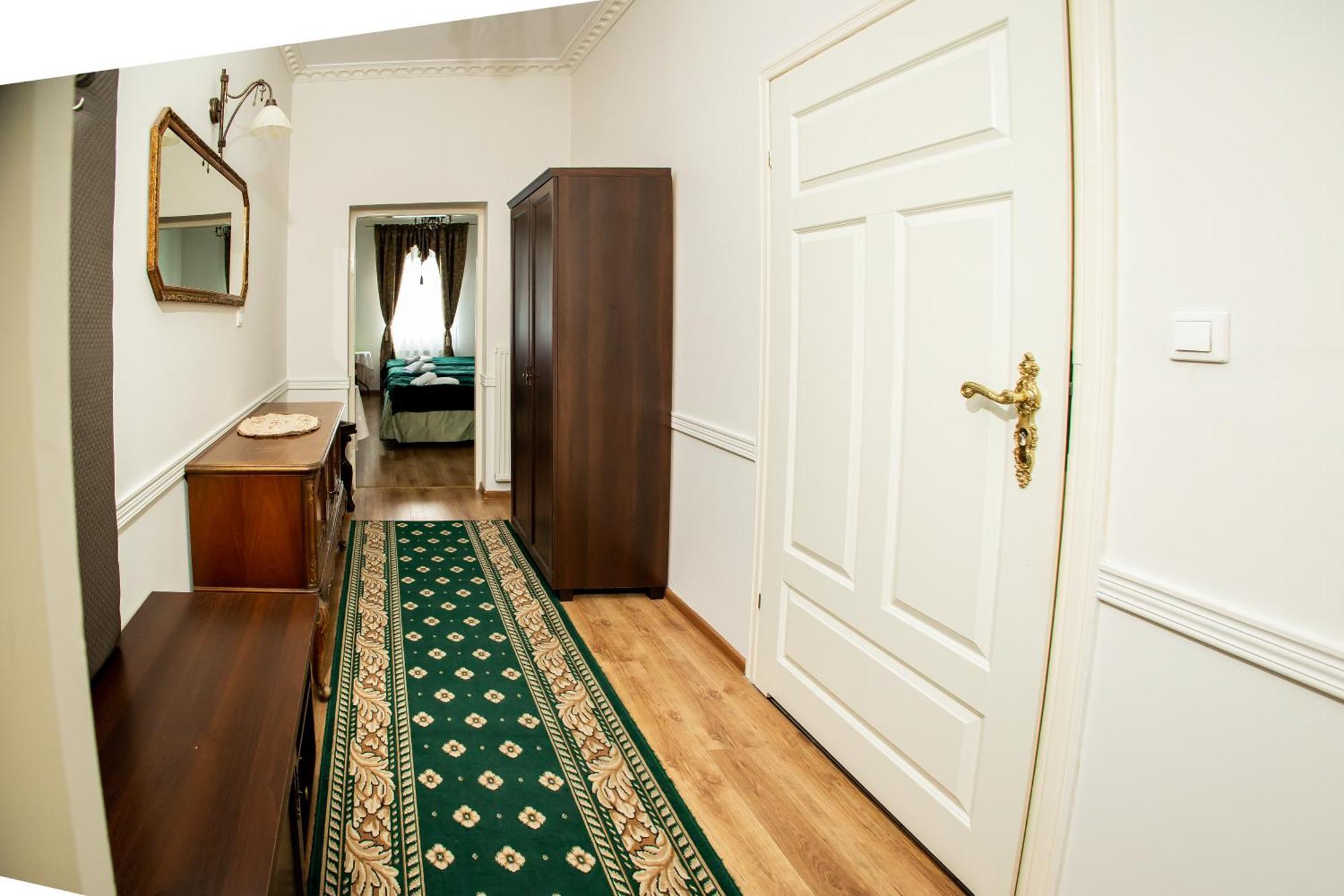 Hotel Napoleon Wroblew  Екстериор снимка